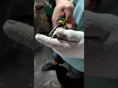 het zelfklevende bespuiten